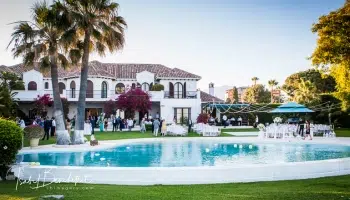 rustic_wedding_venue